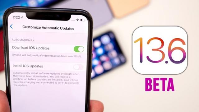 <b>Apple lansează iOS 13.6 Beta pentru dezvoltatori, un release ce aduce mai mult control asupra update-urilor software automate</b>La mijloc de săptămână descoperim faptul că Apple tocmai ce a început distribuirea lui iOS 13.6 Beta către dezvoltatori, un release cu mici schimbări la pachet și care se livrează alături de iPadOS 13.6