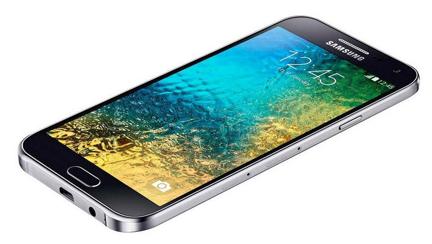 Peck End Execution Samsung Galaxy E5 Dual-SIM disponibil prin eMAG.ro la un preț de 1.399 lei