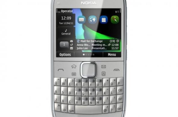 Nokia E6 anunțat oficial, un nou terminal business cu Symbian upgradat la bord (Video): 700_nokiae6_silver_front.jpg