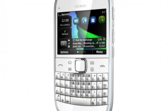 Nokia E6 anunțat oficial, un nou terminal business cu Symbian upgradat la bord (Video): 700_nokiae6_white_right_angle.jpg