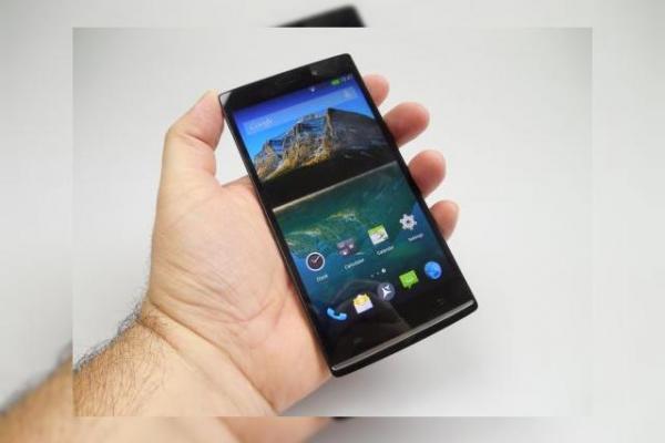 Allview E3 Sign Review & Concurs: primul telefon Allview cu scanner de amprente face o impresie bună, mai ales la capitolul media (Video)