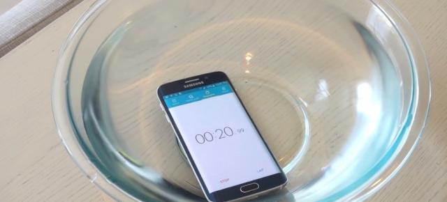 Samsung Galaxy S6 Edge e în mod surprinzător rezistent la scufundarea în apă, conform unui test (Video)