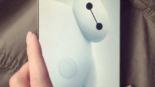 <b>LeTV pregăteşte un smartphone misterios, cu port USB Type C şi margini ultra înguste ale ecranului</b>Unii producători de telefoane apelează la margini curbate ale ecranului, &icirc;n vreme ce alţii prefera să renunţe de tot la margini. De la LG G2 &icirc;ncoace a fost o goană după &icirc;ngustarea marginilor display-ului, apogeul fiind atins cu...