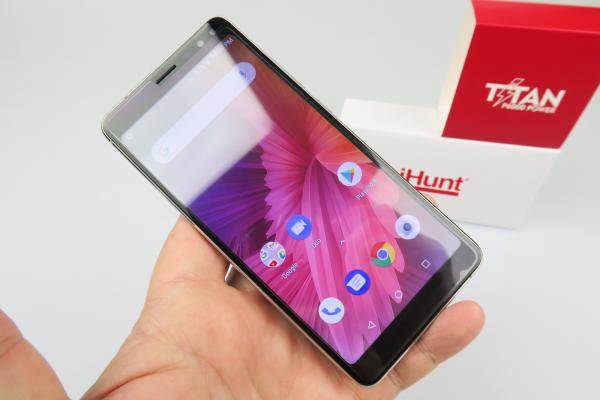 iHunt Titan P6000 Power Unboxing: cel mai accesibil telefon cu baterie de 5000 mAh, 4 camere (Video)