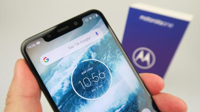 <b>Android Pie este acum disponibil la nivel global pe telefoanele Motorola One și One Power</b>Printre telefoanele ce au primit de curând recenzie aici pe Mobilissimo se numără și Motorola One, device din zona de buget care rulează Android One. Astăzi aflăm că terminalul tocmai ce a primit actualizarea la Android 9.0 Pie la nivel global