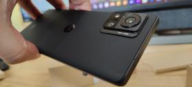 Motorola Edge 30 Ultra Unboxing: primul contact cu un telefon ce aduce cameră de 200 de megapixeli (Video)