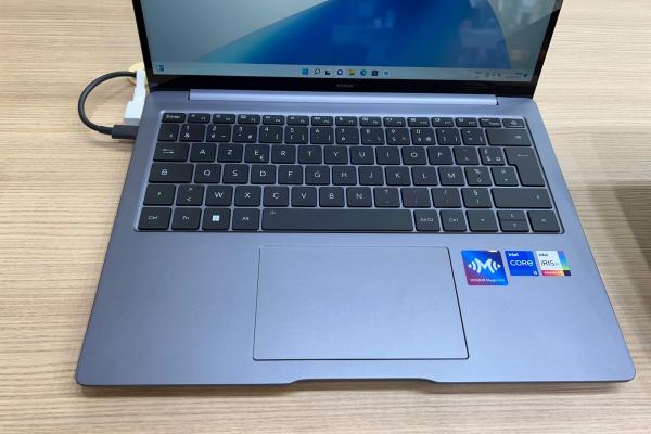Honor MagicBook 14 - Fotografii de la IFA 2022