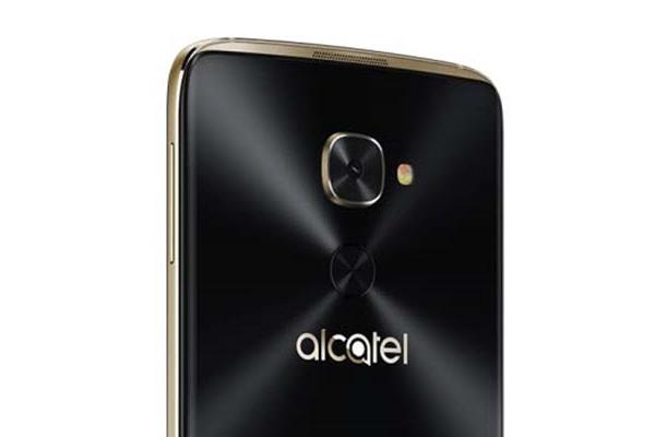 Alcatel Idol 4s în versiunea cu Windows 10 Mobile este anunțat oficial; vine cu procesor SD820 și 4 GB RAM