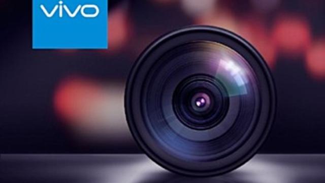 <b>Vivo X9 va adopta o cameră selfie duală; cel mai nou teaser confirmă această dotare</b>Încursul zilei de ieri și-au făcut apariția în mediul online și primele randări pentru smartphone-urile Vivo X9 și Vivo X9 Plus - terminale ce vor adopta carcase metalice și un setup al antenelor similar cu cel înâlnit pe iPhone 7. De asemenea, la bord vo