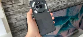 RESIGILATUL ZILEI #52: Nothing Phone (3a) Pro cu Snapdragon 7s Gen 3 și ecran AMOLED de 120 Hz; Design cu personalitate și specificații care contează