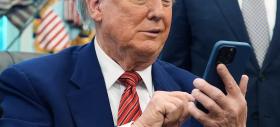 Trump amenință cu un tarif de 25% pentru iPhone-urile produse în India; Apple riscă pierderi de până la 900 de milioane de dolari pe trimestru