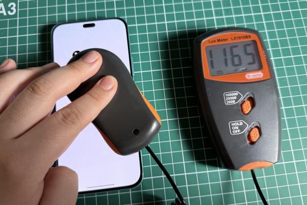 HONOR 400 Lite - Luminozitate display