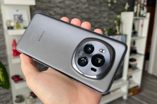 Honor Magic5 și Magic6 primesc actualizarea MagicOS 9.0.0.169; Cameră mai bună, suport Android Auto, opțiuni noi în interfață