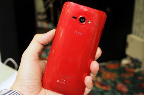 HTC J Butterfly primește și primul clip promoțional (Video): htc_j_butterfly_5.jpg