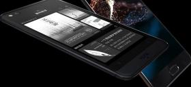 YotaPhone 3 este acum oficial; telefon cu display secundar E Ink și dotări mid-range