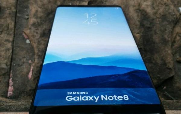 Samsung Galaxy Note 8 apare în fotografii hands-on cu 6 zile înainte de anunţul oficial