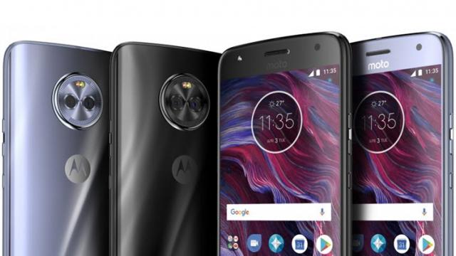 <b>Motorola Moto X4 primeşte certificarea FCC, are specificaţiile confirmate, inclusiv camera duală</b>Cei de la FCC au oferit de curând și certificarea pentru smartphone-ul Motorola Moto X4, terminal pe care îl așteptăm cu o cameră duală la pachet și cu dotări din zona upper mid-range. Teoretic lansarea sa trebuia să aibă loc pe data de 24 august, lucru 