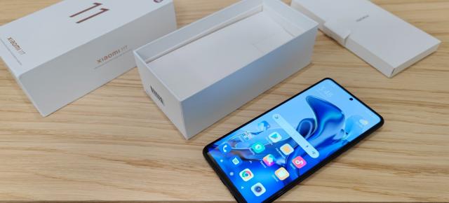 Xiaomi 11T Unboxing: 90% din 11T Pro şi un pachet competent de dotări
