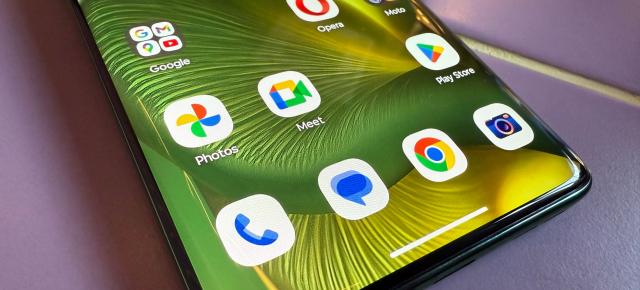 Motorola edge 60: Conectivitate un pic mai limitată decât mă aşteptam