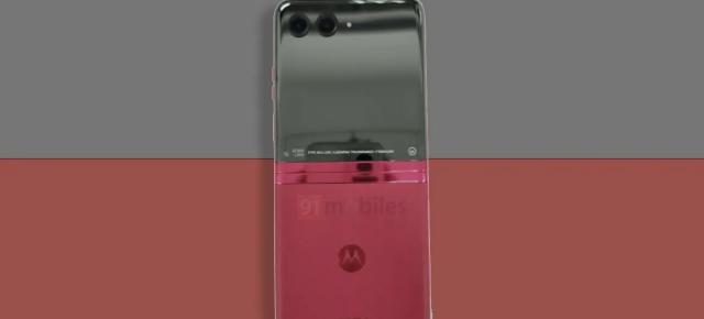 Motorola RAZR 2023 apare într-o fotografie reală, cu al său ecran extern ce ocupă întreaga zonă frontală; Ce știm despre el?