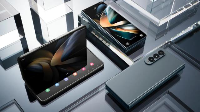 <b>Apar detalii despre diagonala ecranului extern de pe Samsung Galaxy Z Fold5; Se petrec schimbări?</b>A trecut ceva timp de la ultimul zvon asociat lui Samsung Galaxy Z Fold5, un pliabil de mare diagonală pe care îl vom vedea cel mai probabil la început de lună august. Apropo de diagonală, astăzi sosesc detalii despre ecranul extern, direct de la 