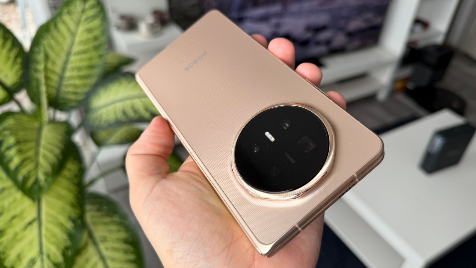 Honor Magic V7 are primele scăpări consistente; Gata de debut la MWC 2027? 