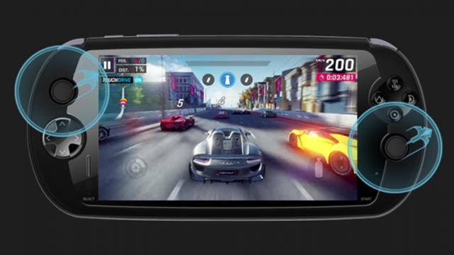 <b>MOQI este un smartphone de gaming care aminteşte de PlayStation Vita, doar că mai actual; Proiectul a mers bine pe Indiegogo</b>2018 a fost un an al exploziei telefoanelor de gaming, cu modele noi RAZER, ASUS ROG, ZTE Nubia, Xiaomi Black Shark, dar sunt şi câteva unităţi care ne-au trecut pe sub radar. Sunt multe alte proiecte de gaming phone care sunt în faza 