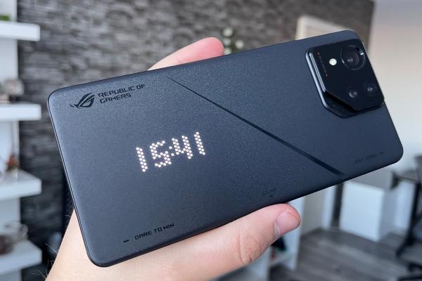 Snapdragon 8 Gen3 își recuperează primul loc în clasamentul AnTuTu; Iată top 10 flagship-uri Android testate în luna martie 2024