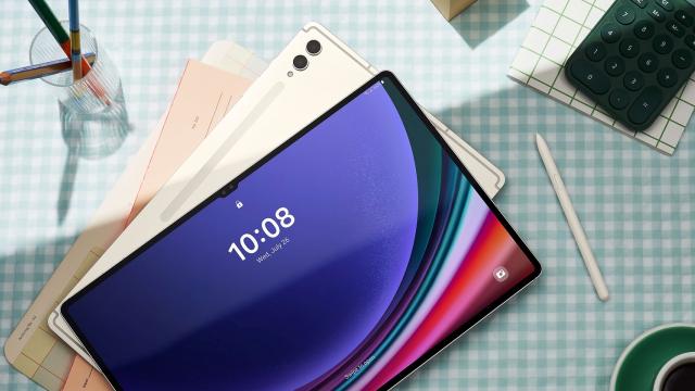 <b>Tabletele Samsung de top comercializate în Europa ar putea sosi cu CPU-uri Exynos începând din acest an</b>Samsung produce de ceva timp procesoare Exynos și le-am tot văzut integrate pe multe device-uri de-a lungul timpului. Compania sud-coreeană a făcut o „pauză” odată cu lansarea seriei Galaxy S23, terminalele din acest lineup având procesoare Snapdragon