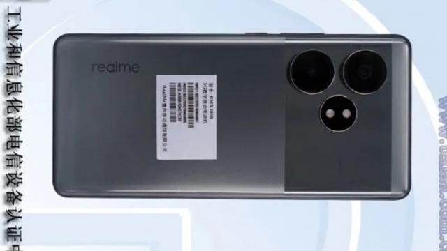 <b>realme GT Neo6 SE a primit certificarea TENAA înaintea lansării de săptămâna viitoare</b>În general telefoanele apar destul de devreme în baza de date TENAA, dar iată că realme GT Neo6 SE a fost observat în această bază de date destul de târziu. Am aflat câteva informații legate de acest model high midrange deja. Pare că va debuta săptămâna