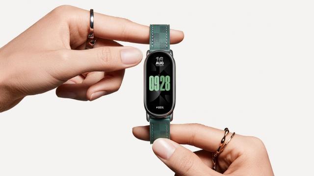 <b>Xiaomi Smart Band 9 a fost deja certificată; Ce am dori de la următoarea brățară de fitness?</b>Nici nu ne-am obișnuit bine cu seria de brățări Xiaomi Smart Band 8 și deja se discută despre Smart Band 9. Apropo, noi am testat recent Smart Band 8 Pro la Mobilissimo.ro și găsiți recenzia pe canalul YouTube. Să vedem totuși ce ne-ar aduce nou acest