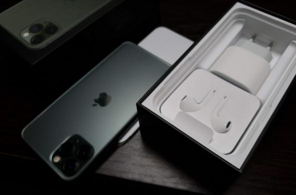 Unboxing Apple iPhone 11 Pro (conținutul cutiei): Apple-iPhone-11-Pro_008.jpg