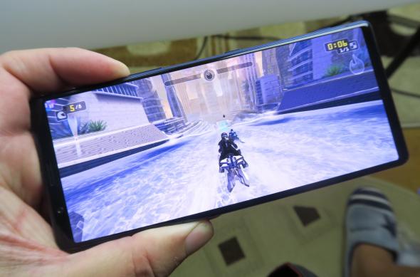 Putere volum Sony Xperia 5 și căștile din cutie: Sony-Xperia-5_151.JPG