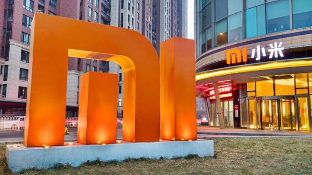 <b>Xiaomi pregătește investiții masive în domeniile AI, IoT și 5G; Suma trece de 7 miliarde de dolari</b>Este știut faptul că cei de la Xiaomi investesc masiv în dezvoltarea de noi soluții și tehnologii, iar după ce anterior aflam că producătorul chinez inaugura un centru R&D pentru dezvoltarea de tehnologii foto