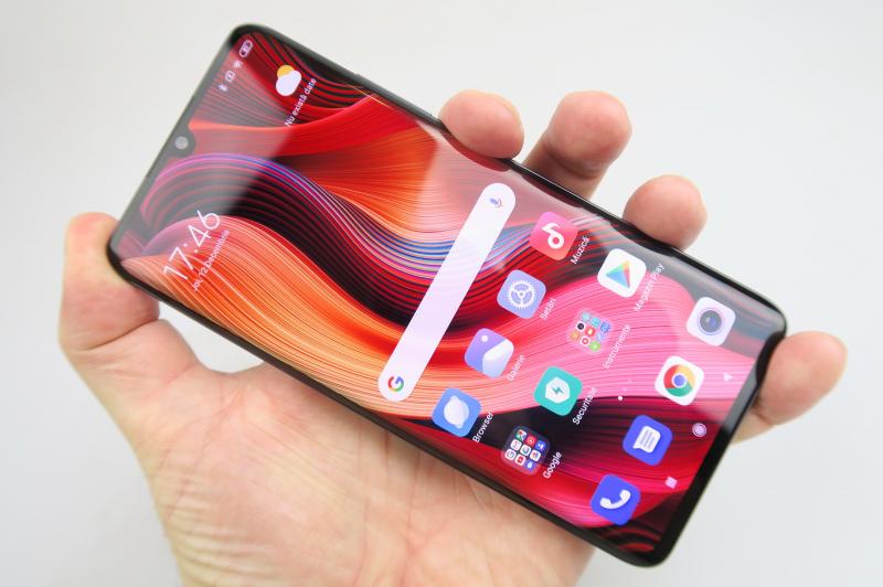 Xiaomi Mi Note 10 - Galerie foto Mobilissimo.ro: Xiaomi-Mi-Note-10_076.JPG