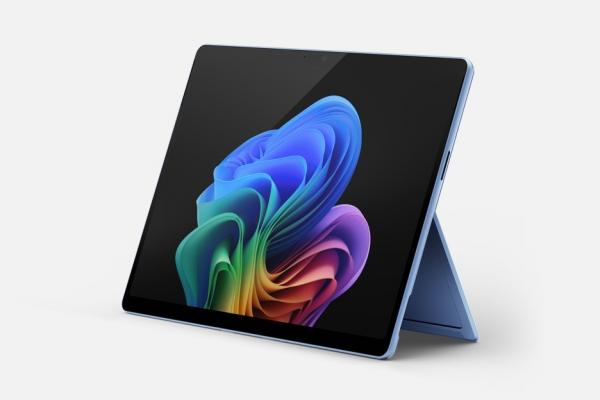 Microsoft Surface Pro 11 - Galerie foto