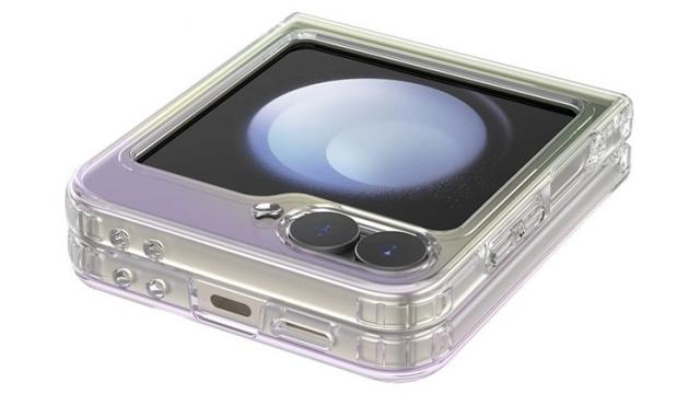 <b>Avem noi imagini cu telefoanele pliabile Samsung Galaxy Z Fold6 şi Galaxy Z Flip6 + alegerea finală de procesoare</b>Samsung Galaxy Z Fold 6 şi Galaxy Z Flip 6 au avut destul de multe scăpări în ultima vreme, aşa că am aflat ce schimbări de design vor aduce la nivel de ecran şi cameră. Acum vedem noi huse ale lor, dar aflăm şi detalii despre configuraţii


