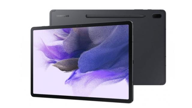 <b>Tableta Samsung Galaxy Tab S7 FE 5G a debutat fără tam-tam în Germania: procesor Snapdragon 750G, ecran LCD</b>După multe scăpări şi vreo 3 schimbări de nume oficial, tableta Samsung Galaxy Tab S7 FE 5G a debutat în sfârşit. A făcut-o fără mare tam-tam în Germania şi avem toate detaliile: preţ, procesor, ecran şi toate 