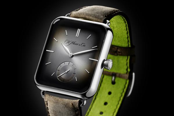 Ceasul Swiss Alp e o clonă de Apple Watch care costă cât o maşină (Video)