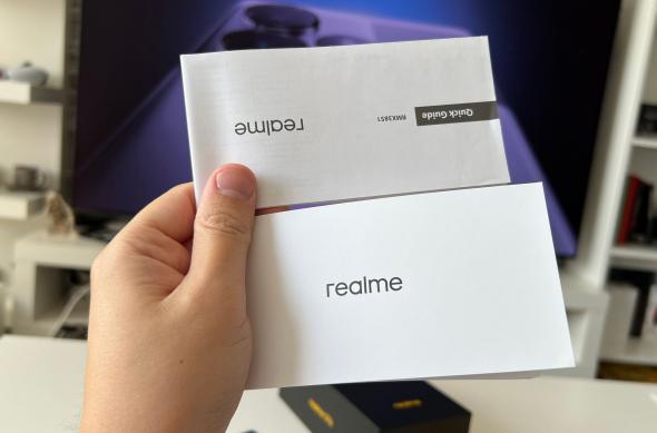 realme GT 6 - Unboxing: realme-GT-6-Unboxing_010.jpg