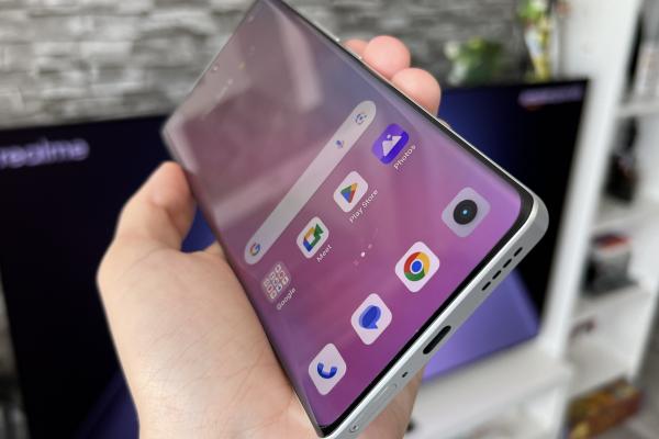 Realme GT 6: Viteze de download uriașe pe 5G și suită de conectivitate completă