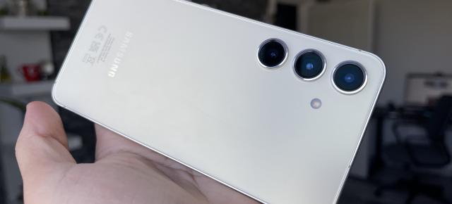 Samsung aduce fotografii portret îmbunătăţite cu AI în One UI 6.1.1 