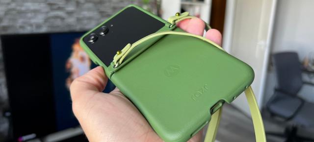 Motorola RAZR 50 Ultra: Sunet de calitate livrat de difuzoarele stereo, plus Snapdragon Sound