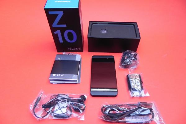 BlackBerry Z10 - Unboxing