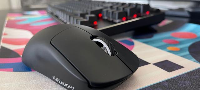 Logitech G PRO X TKL Lightspeed + G PRO X Superlight 2: Combo-ul de gaming mouse-tastatură care te conduce spre victorie (Review)