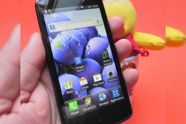 LG Optimus LTE P936, review În premieră - al doilea telefon cu ecran HD se comportă excelent, are o cameră de calitate, design atractiv (Video)