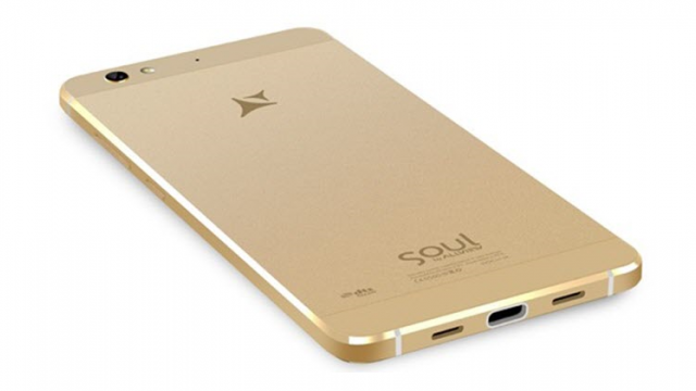 <b>[UPDATE: Greșeală retailer] Allview X3 Soul are un preț fenomenal la Germanos; costă doar 599 lei și aduce 3 GB RAM, display de 5.5 inch</b>Rar dăm peste oferte incredibile asociate smartphone-urilor comercializate de către retailerii locali. Dar astăzi avem în față o asemenea ofertă ce nu poate fi ratată. Este vorba despre smartphone-ul Allview X3 Soul care la Germanos costă acum doar 599lei