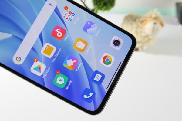 Xiaomi Mi 11 Lite 4G: OS, UI, aplicaţii cu Android 11 și MIUI 12, cu accent pe securitate