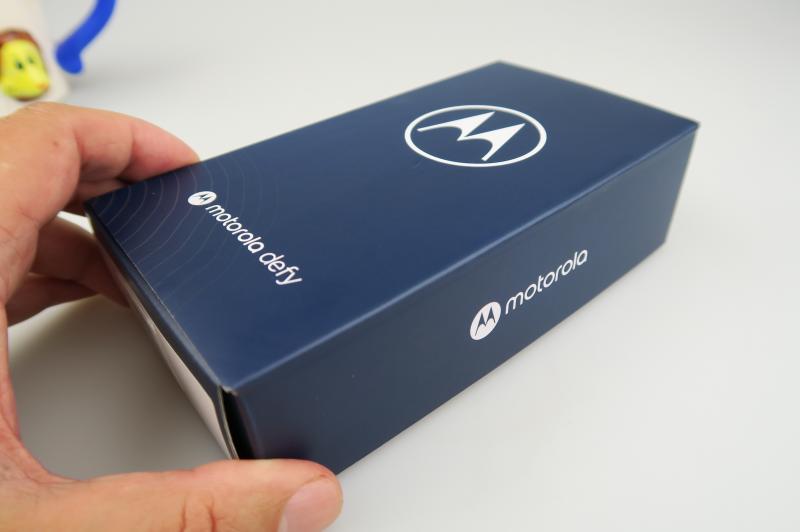 Motorola Defy 2021 - Unboxing: Motorola-Defy-2021_026.JPG