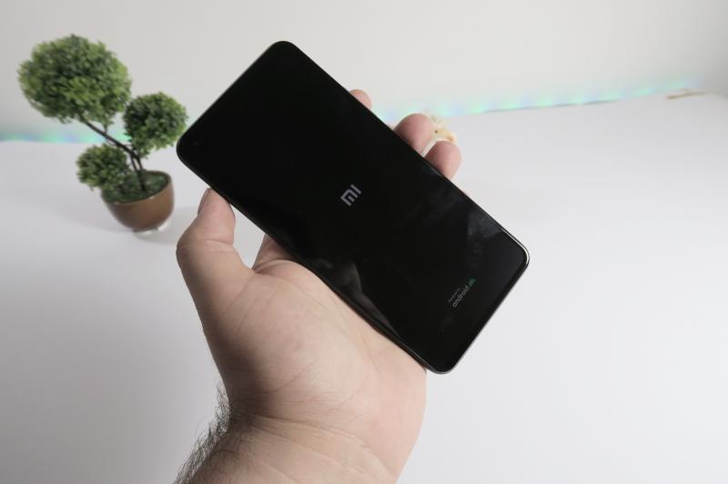 Xiaomi Mi 11 Lite 4G - Galerie foto Mobilissimo.ro: Xiaomi Mi 11 Lite 4G005.jpg